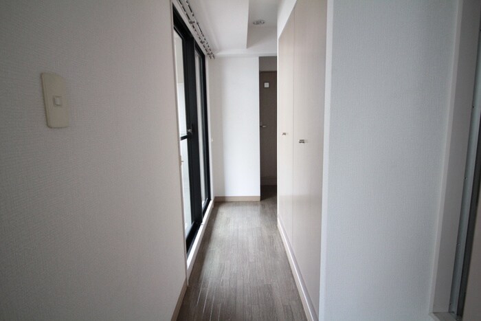 物件内観写真21　(廊下)
