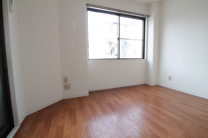 物件内観写真5　(居室)