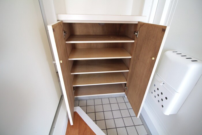 物件内観写真15　(靴箱)