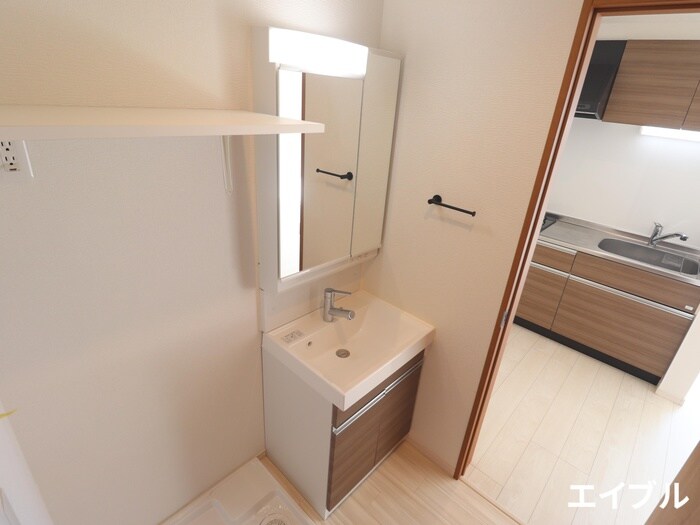 物件内観写真11　(洗面)