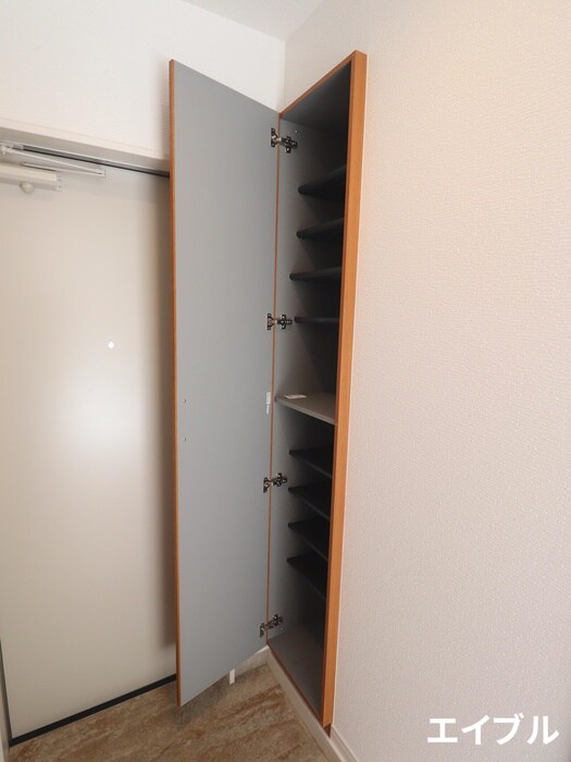 物件内観写真16　(靴箱)