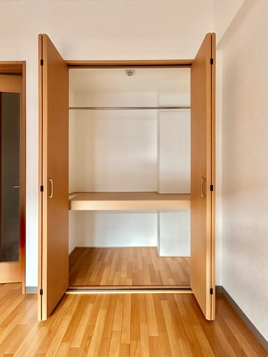 物件内観写真16　(収納)