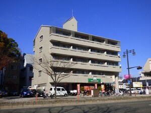 高野ビル外観写真
