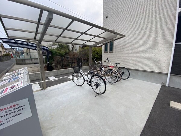 駐輪場