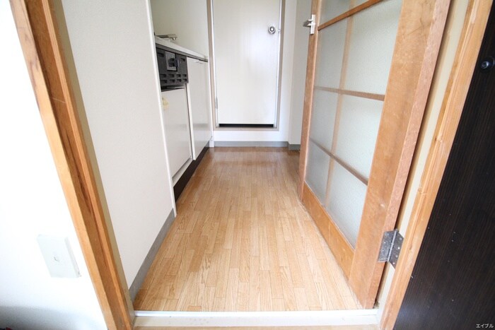 物件内観写真22　(廊下)