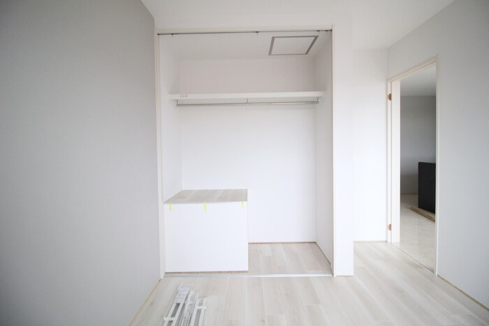 物件内観写真16　(収納)