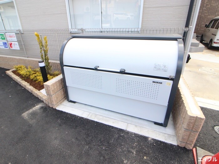 物件外観写真4　(建物設備)