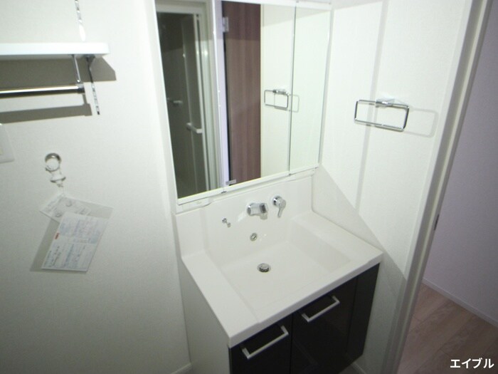 物件内観写真11　(洗面)