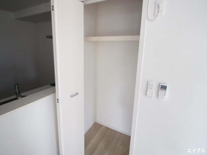 物件内観写真18　(収納)