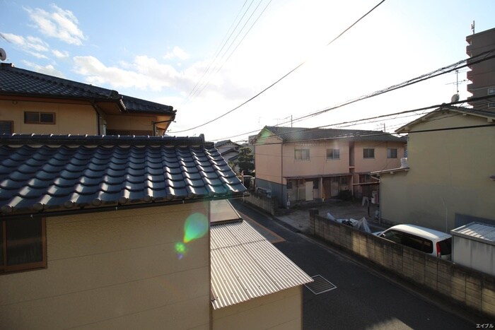 物件内観写真15　(室内からの展望)