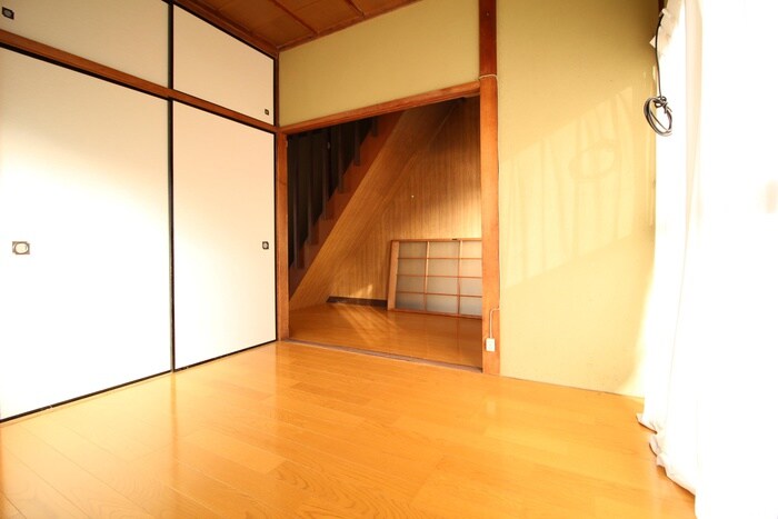 物件内観写真18　(居室)