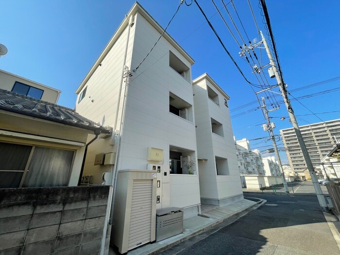 物件外観写真4　(外観写真)