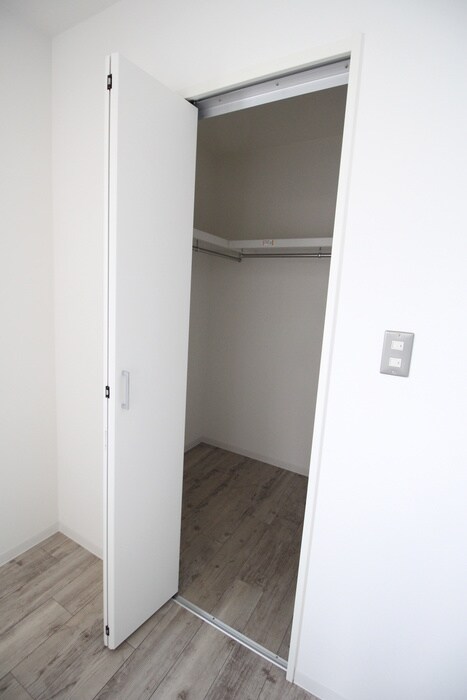 物件内観写真12　(収納)