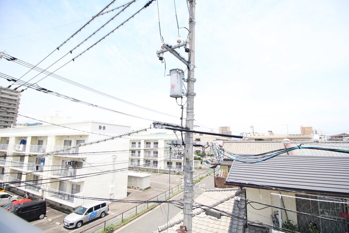 物件内観写真16　(室内からの展望)