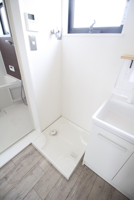 物件内観写真22　(洗濯機置場)