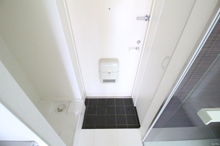 物件内観写真10　(玄関)