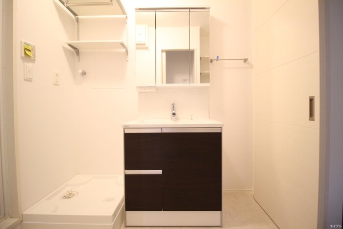 物件内観写真11　(洗面)