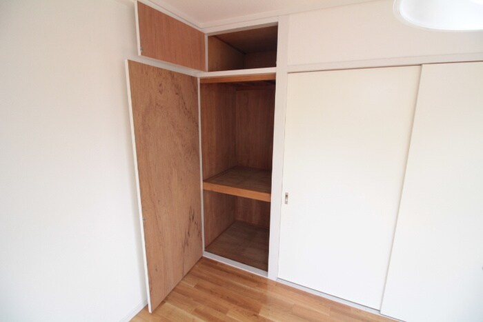 物件内観写真13　(収納)