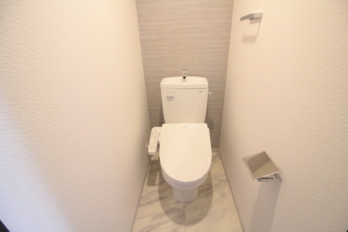 物件内観写真11　(トイレ)