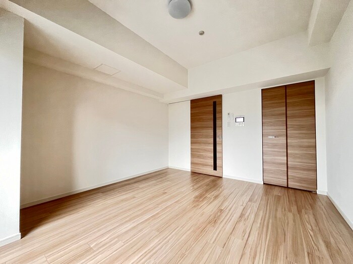 物件内観写真2　(居室)