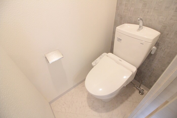 物件内観写真11　(トイレ)