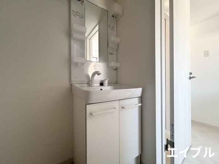 物件内観写真12　(洗面)