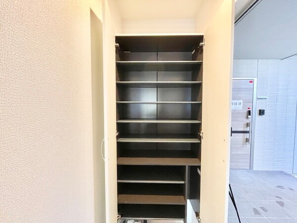 靴箱