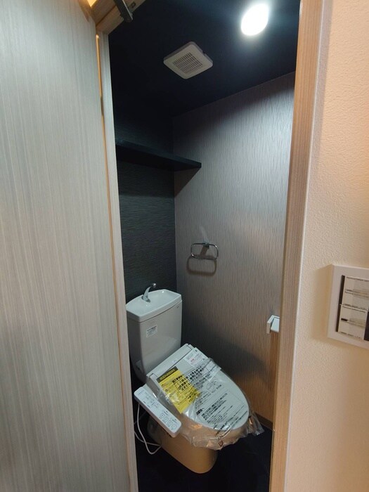 物件内観写真9　(トイレ)