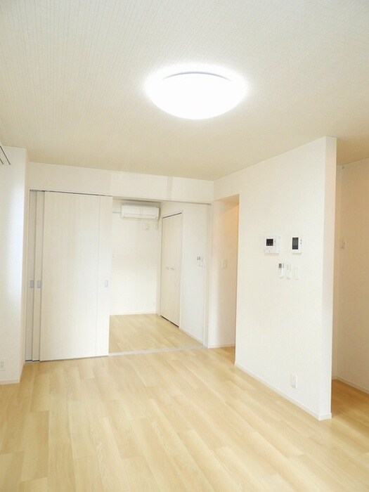 物件内観写真10　(居室)