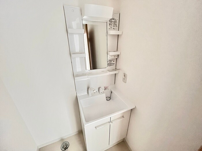 物件内観写真10　(洗面)