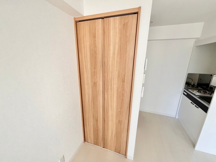 物件内観写真12　(収納)