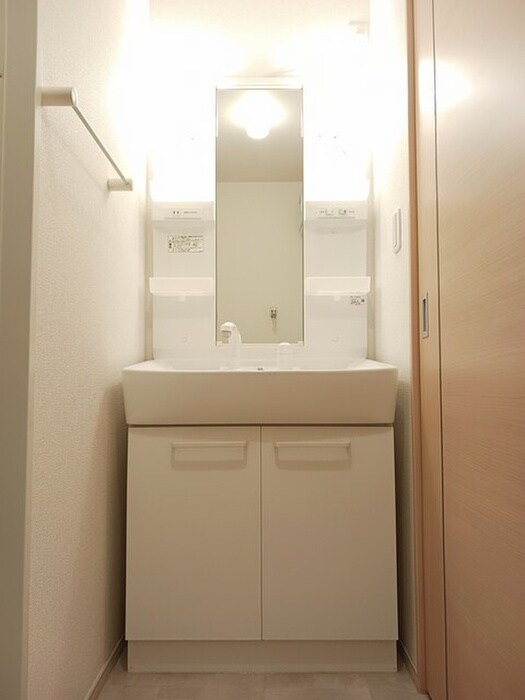 物件内観写真6　(洗面)