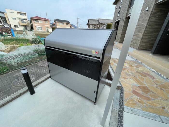 物件外観写真6　(建物設備)