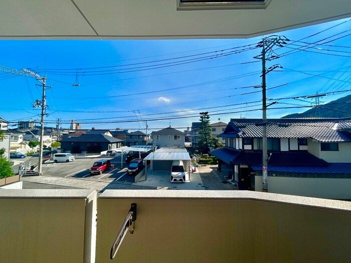 物件内観写真21　(室内からの展望)