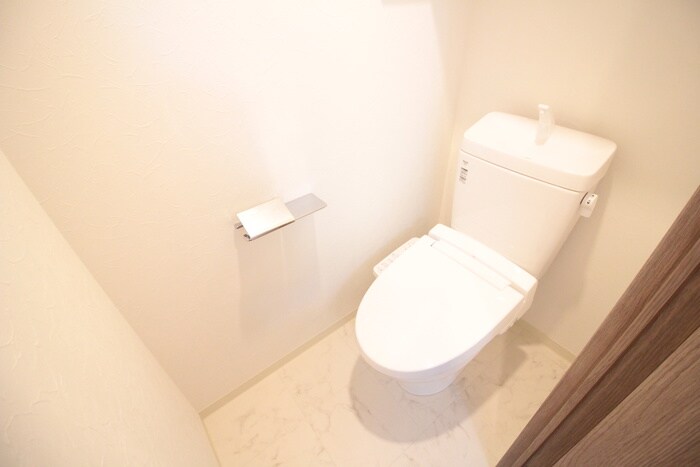 物件内観写真9　(トイレ)