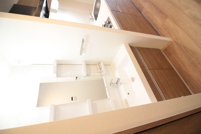 物件内観写真11　(洗面)