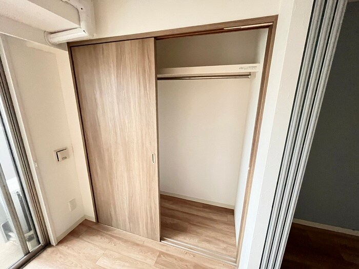 物件内観写真12　(収納)