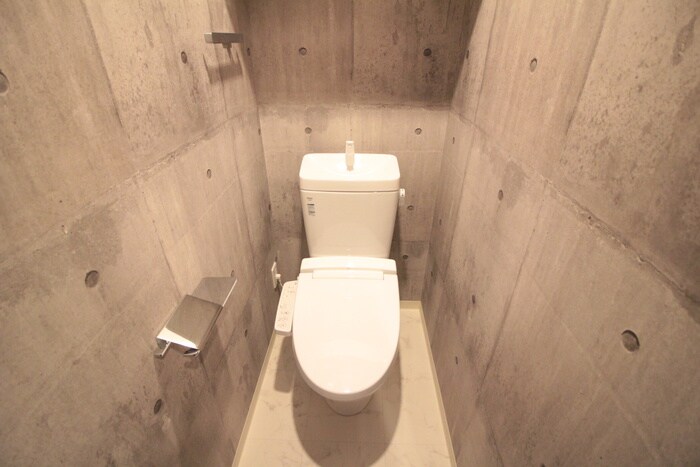 物件内観写真12　(トイレ)