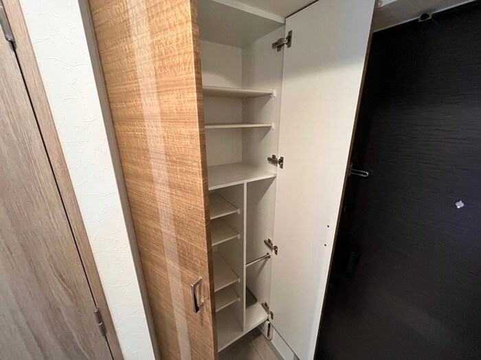 物件内観写真14　(靴箱)