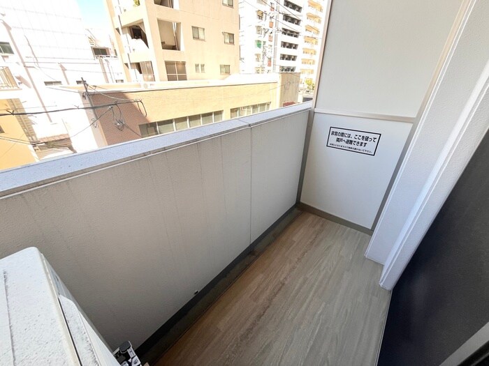 物件内観写真16　(ベランダ・バルコニー)