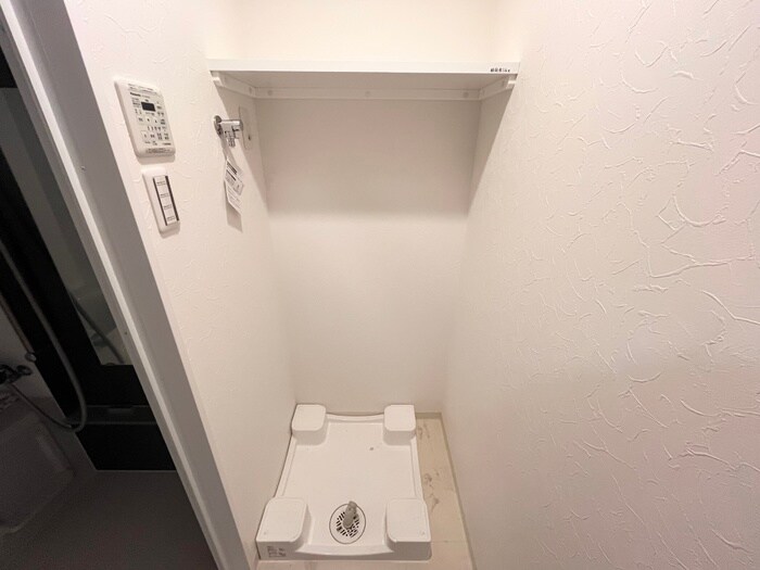 物件内観写真19　(洗濯機置場)