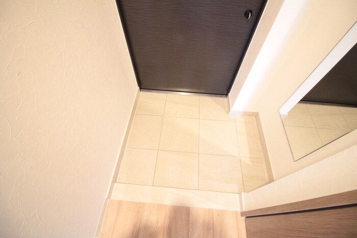 物件内観写真22　(玄関)