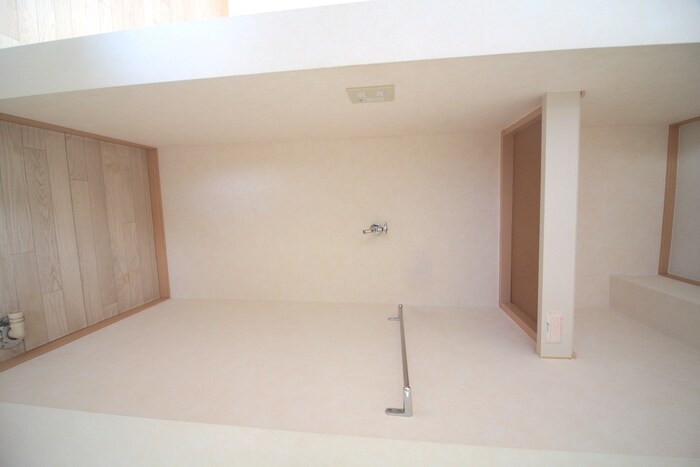 物件内観写真13　(洗濯機置場)