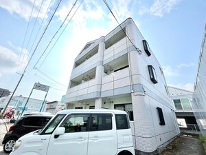 ウイング川内外観写真