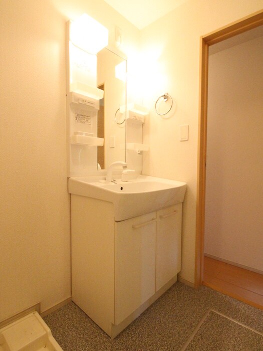 物件内観写真11　(洗面)