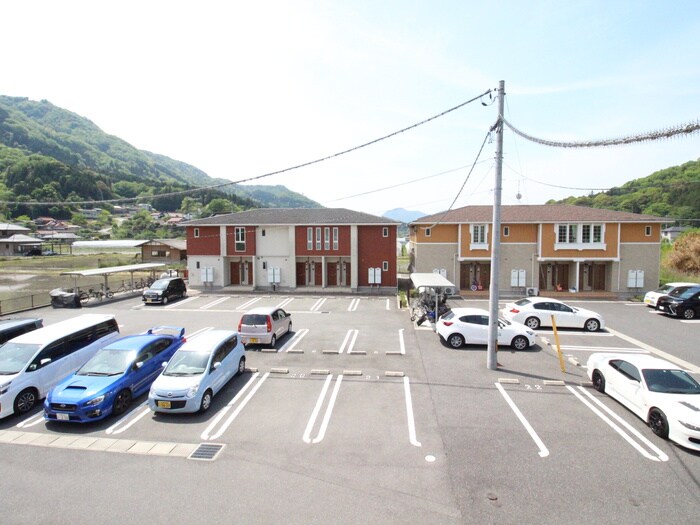 物件内観写真14　(室内からの展望)