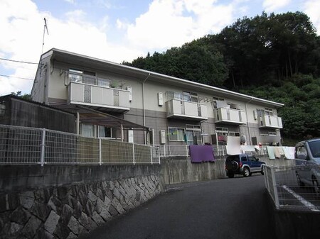 ファミ－ル安東外観写真