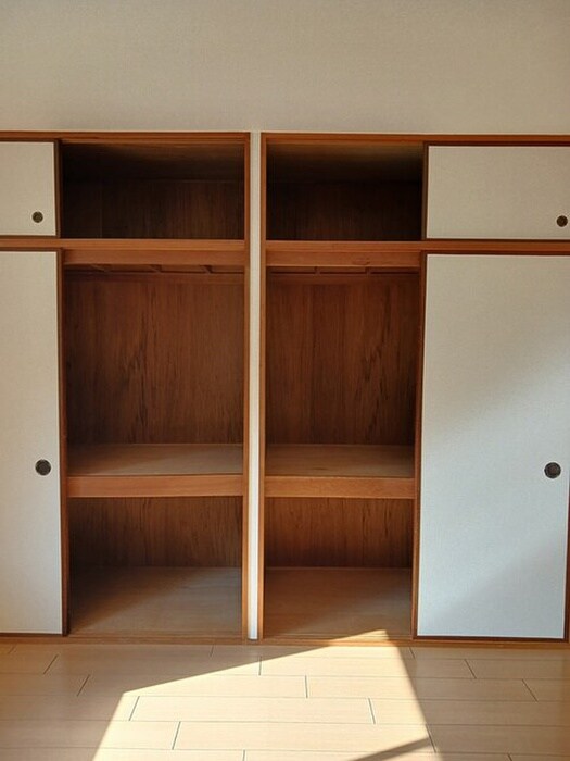 物件内観写真10　(収納)