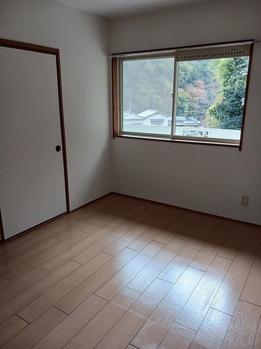 物件内観写真12　(居室)