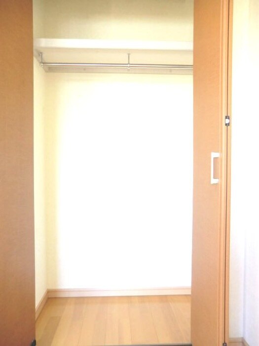 物件内観写真11　(収納)
